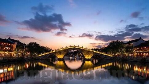 果冻传媒七夕在线播放-七夕夜话，果冻传媒的在线播放盛宴